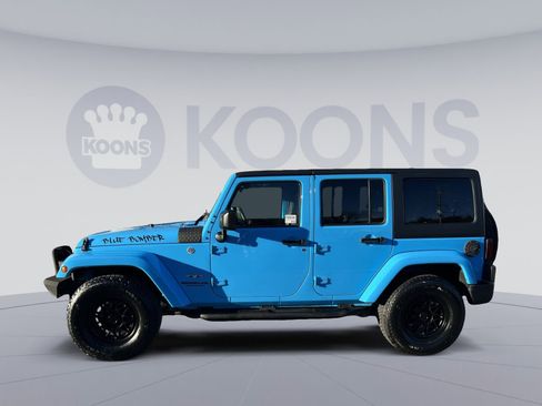 Used 2017 Jeep Wrangler Unlimited Sahara w/ Connectivity Group image 2