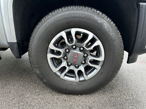 Used 2025 GMC Sierra 2500 SLT w/ Texas SLT Premium Package AWD/4WD image 14