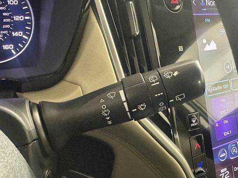 Used 2021 Subaru Outback Premium image 32