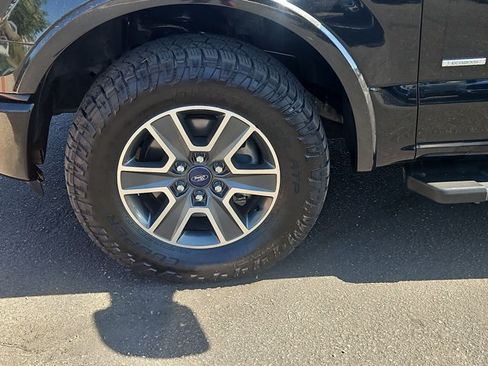 Used 2015 Ford F150 Lariat AWD/4WD image 23