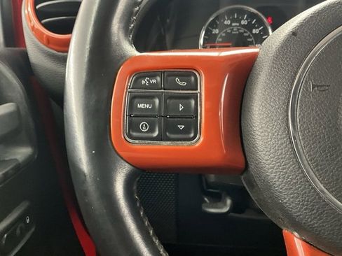 Used 2015 Jeep Wrangler Unlimited Sahara w/ Connectivity Group image 11
