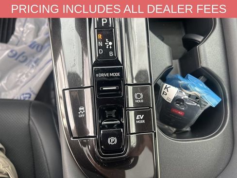 Used 2026 Toyota Crown AWD/4WD image 7