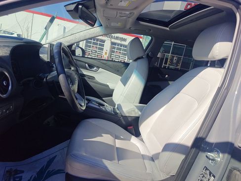 Used 2023 Hyundai Kona Limited image 7