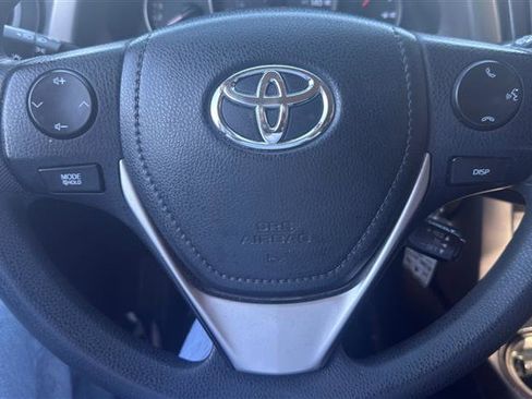 Used 2016 Toyota RAV4 LE FWD image 29