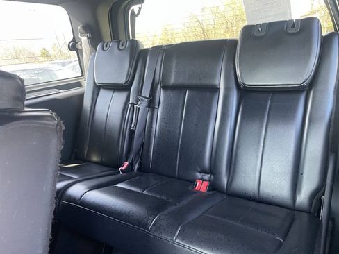 Used 2015 Ford Expedition XLT w/ Equipment Group 201A AWD/4WD image 10