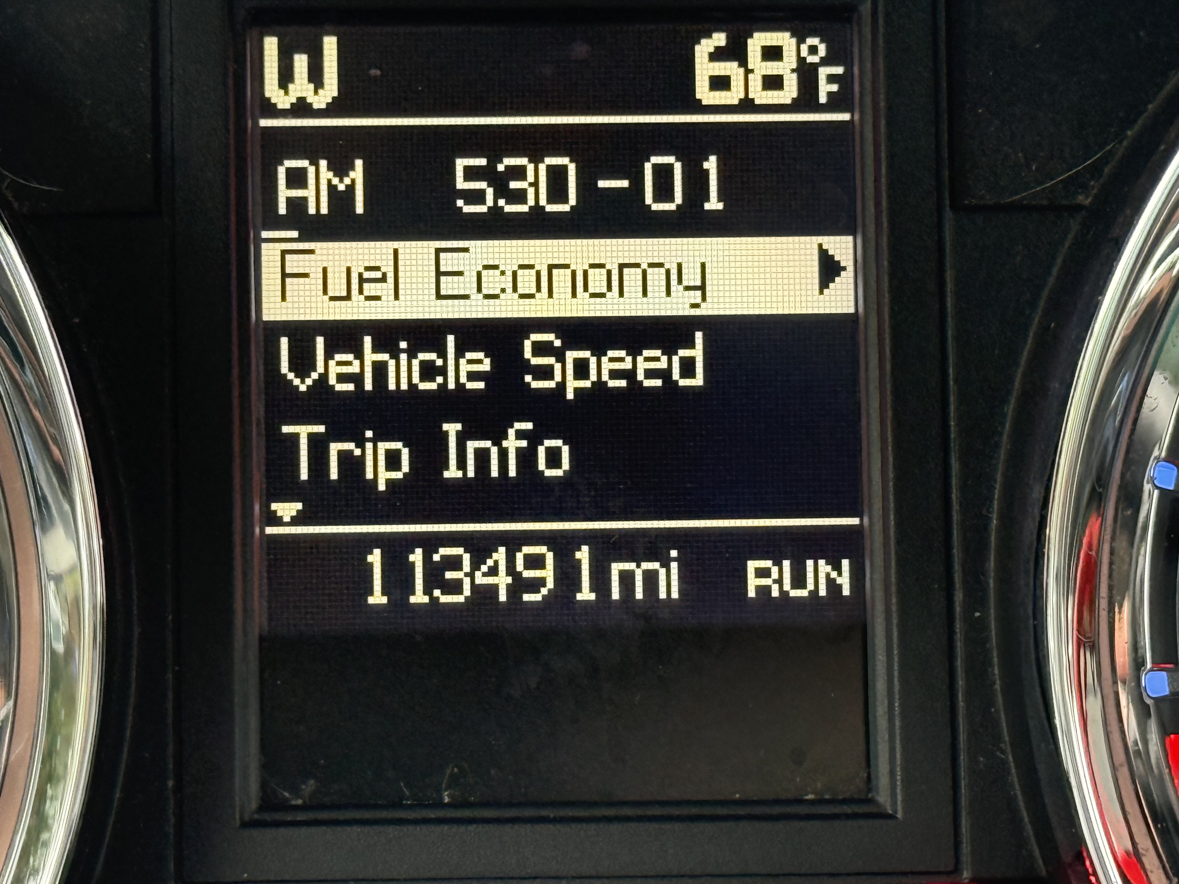 Used 2016 Chrysler Town & Country Touring FWD image 15
