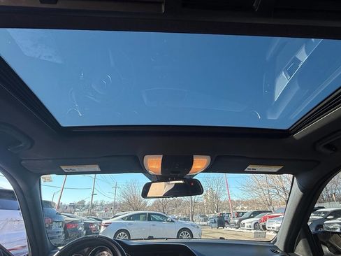 Used 2012 Mercedes-Benz C 300 4MATIC Sedan image 12