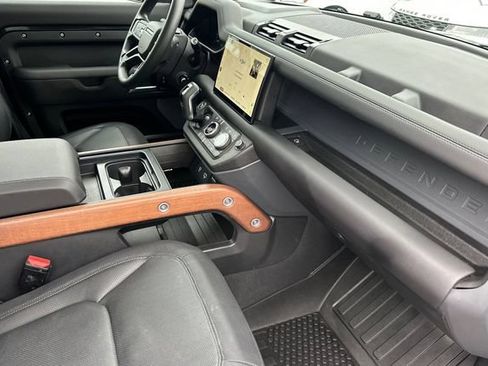 Used 2024 Land Rover Defender 110 X AWD/4WD image 14