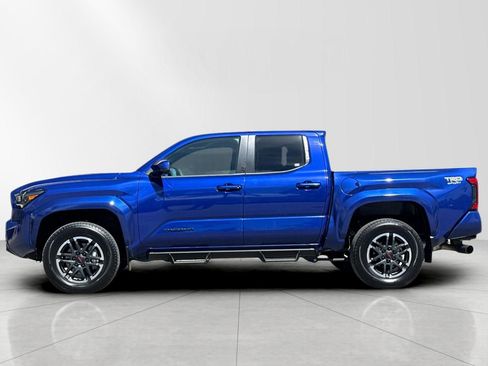 Used 2024 Toyota Tacoma TRD Sport image 7