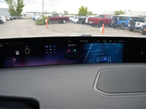 Used 2025 Lincoln Navigator Reserve AWD/4WD image 41