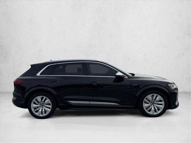 Used 2022 Audi e-tron S Prestige AWD/4WD image 4