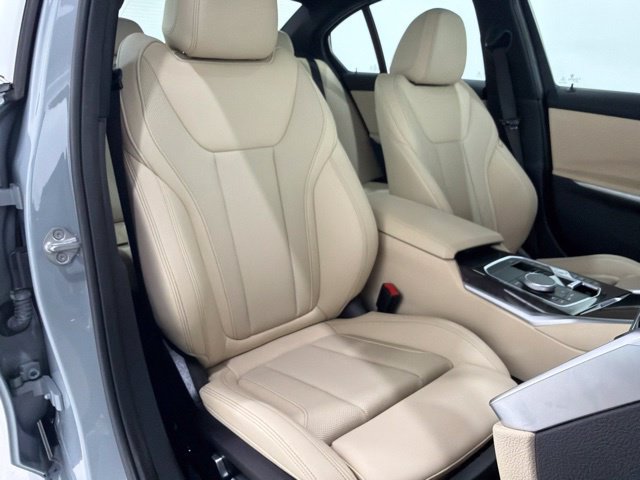 Certified 2023 BMW 330i xDrive Sedan w/ M Sport Package AWD/4WD image 19