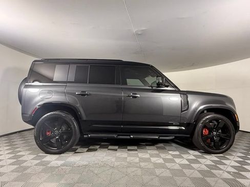 Used 2025 Land Rover Defender 110 X AWD/4WD image 9