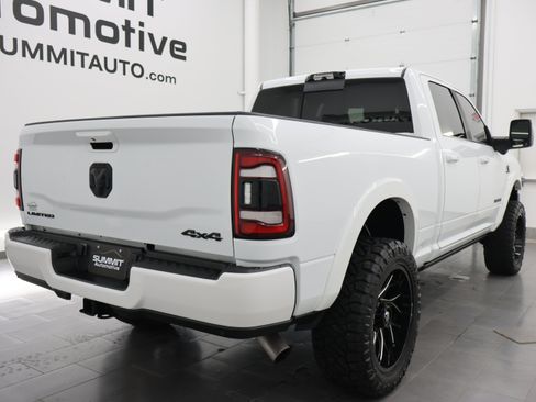 Used 2023 RAM 2500 Limited AWD/4WD image 4