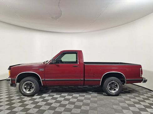 Used 1990 Chevrolet S10 Pickup 2WD Regular Cab image 8