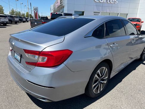 Used 2021 Honda Accord Hybrid image 5