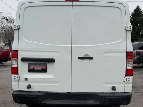 Used 2018 Nissan NV 2500 SV RWD image 15