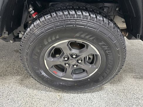 Used 2020 Jeep Gladiator Rubicon image 7