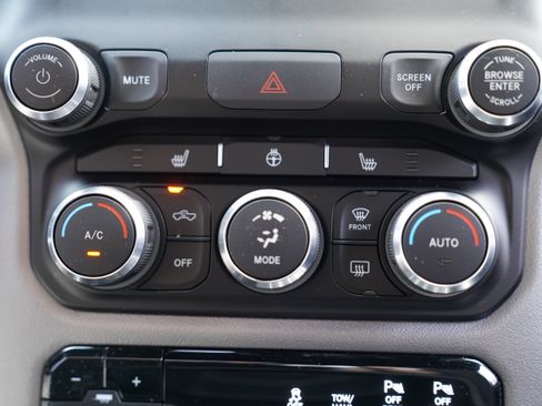 Used 2019 RAM 1500 Big Horn AWD/4WD image 29