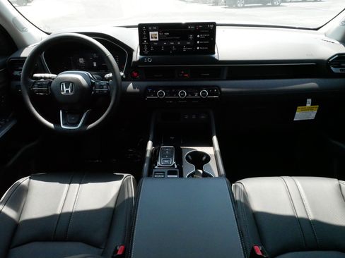 Certified 2026 Honda Pilot Elite image 10