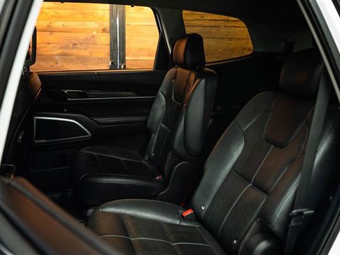 Used 2021 Kia Telluride EX w/ EX Premium Package AWD/4WD image 11