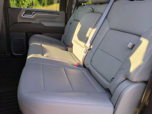 Used 2024 Chevrolet Silverado 2500 LTZ w/ LTZ Convenience Package AWD/4WD image 29
