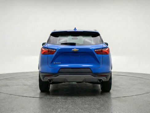 Used 2025 Chevrolet Blazer LT FWD image 7