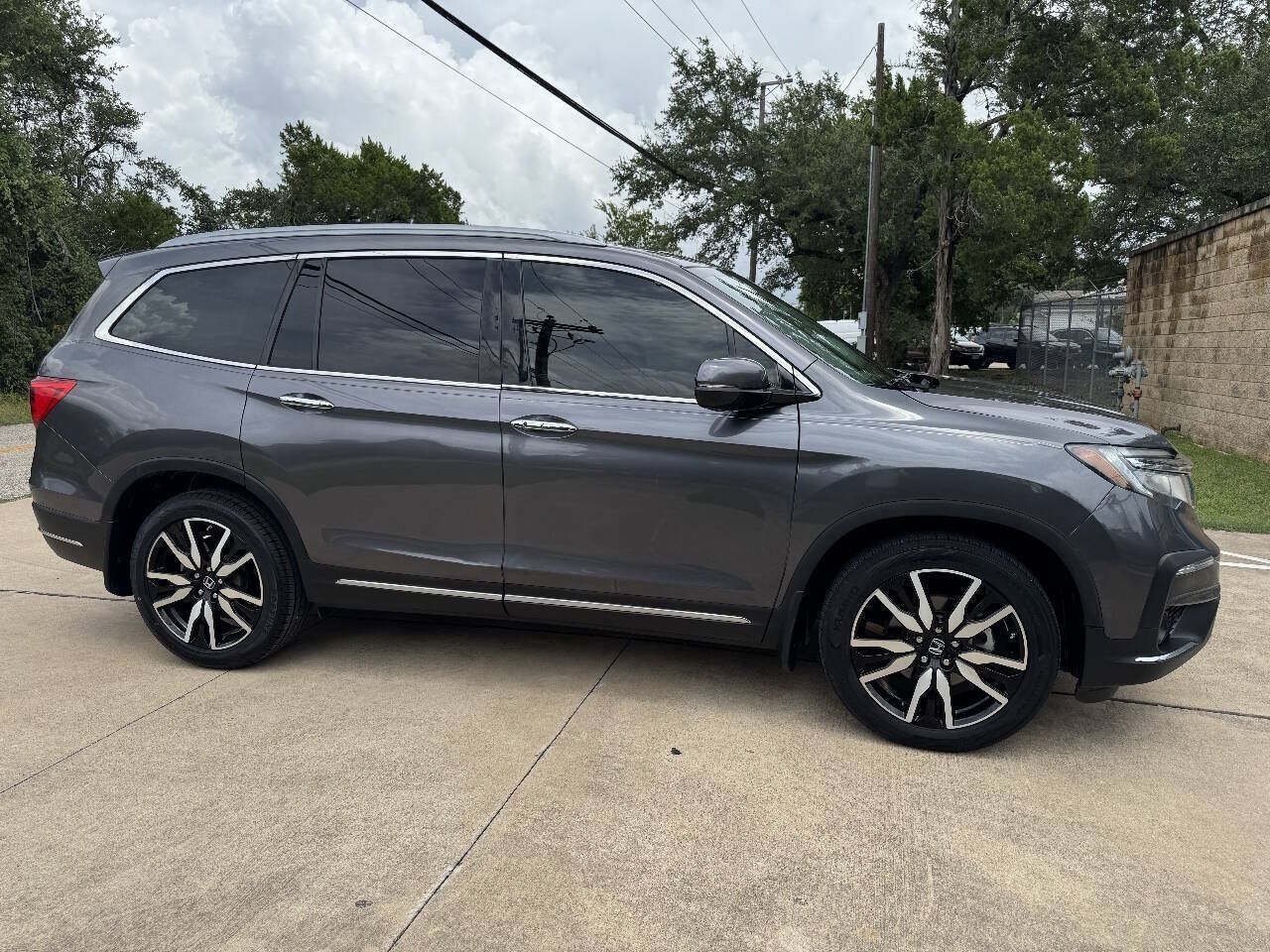 Used 2019 Honda Pilot Touring image 19