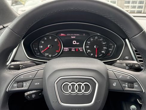 Used 2023 Audi Q5 2.0T Premium w/ Convenience Package AWD/4WD image 13