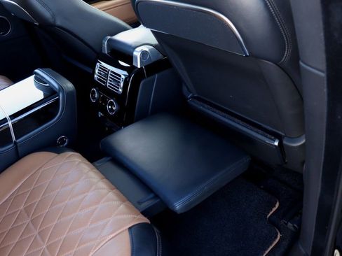 Used 2020 Land Rover Range Rover SV Autobiography Dynamic image 32