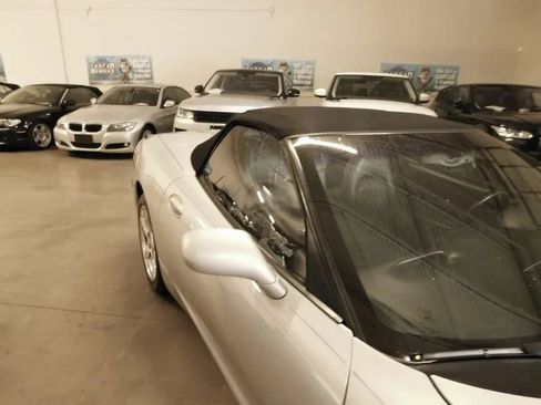 Used 2001 Chevrolet Corvette w/ Preferred Equipment Group2 image 16