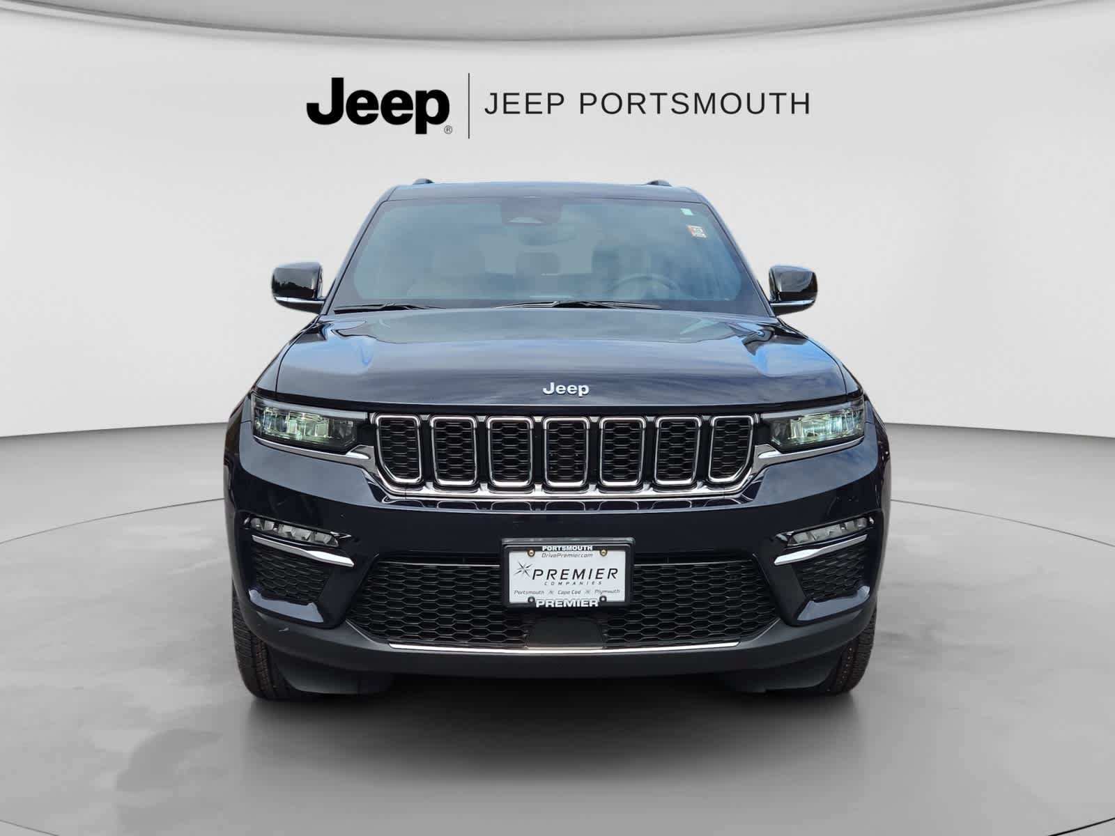 Used 2023 Jeep Grand Cherokee 4WD 4xe image 2