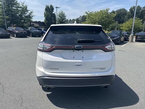 Used 2017 Ford Edge Titanium w/ Technology Package FWD image 6