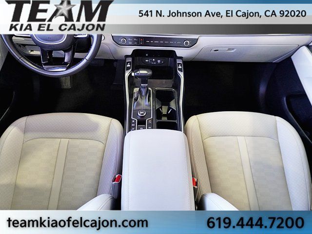 Certified 2025 Kia Sorento S FWD image 24