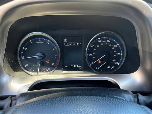 Used 2018 Toyota RAV4 LE w/ All Weather Liner Package AWD/4WD image 16