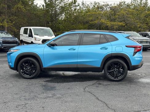 Used 2025 Chevrolet Trax ACTIV w/ Driver Confidence Package image 6