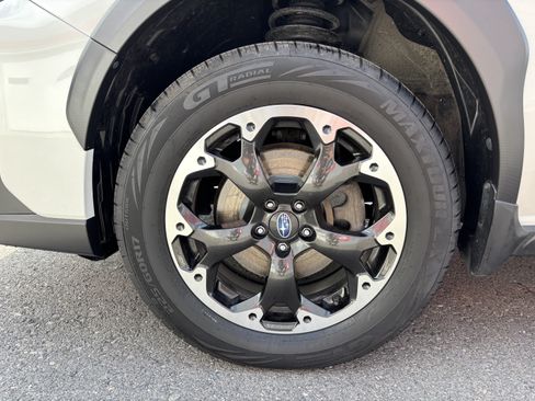 Used 2023 Subaru Crosstrek 2.0i AWD/4WD image 11