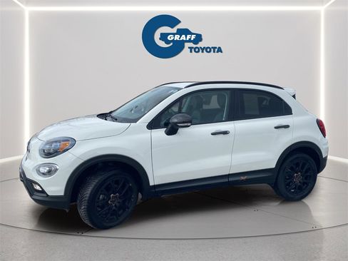 Used 2018 FIAT 500X Trekking image 2
