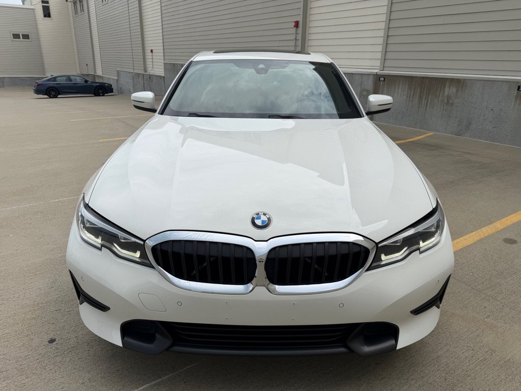 Used 2020 BMW 330i xDrive Sedan w/ Premium Package AWD/4WD image 8