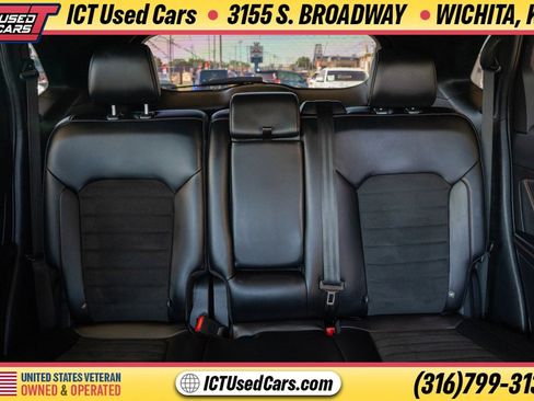 Used 2020 Ford Edge ST-Line w/ Cold Weather Package AWD/4WD image 14