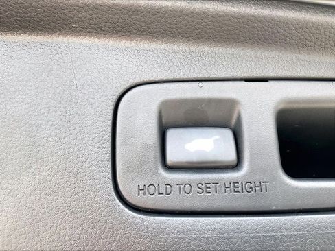 Used 2024 Honda CR-V EX-L image 37