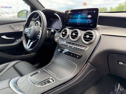 Used 2021 Mercedes-Benz GLC 300 4MATIC Coupe image 26