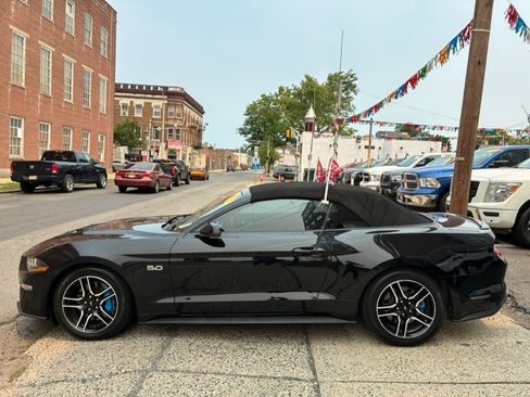 Used 2019 Ford Mustang GT Premium RWD image 4
