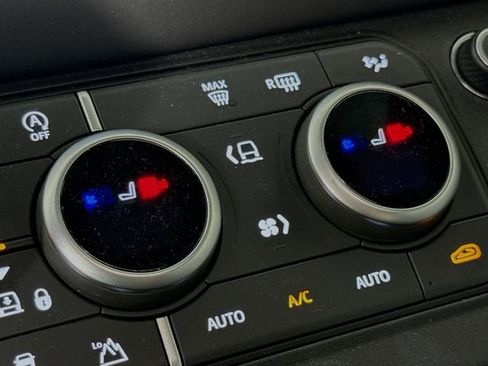 Certified 2024 Land Rover Defender 110 S image 23