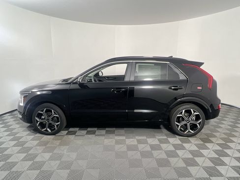Certified 2025 Kia Niro EX Touring FWD image 8