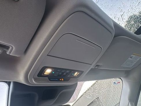 Used 2025 Ford Expedition Platinum AWD/4WD image 27