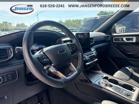 Used 2023 Ford Explorer ST AWD/4WD image 16