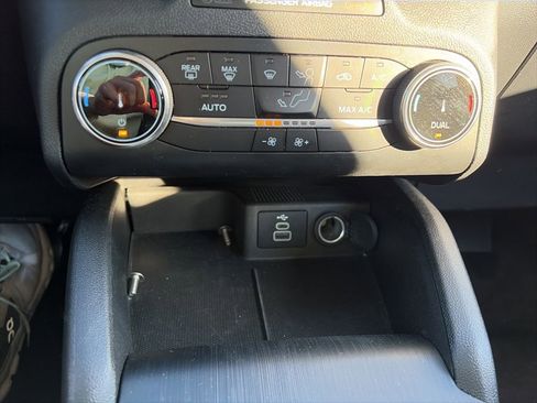 Used 2024 Ford Escape Active image 19