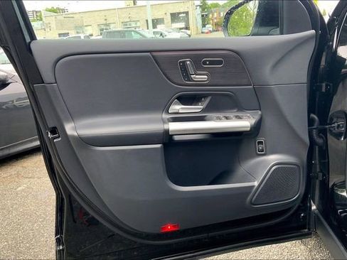 Certified 2023 Mercedes-Benz GLA 250 4MATIC image 18