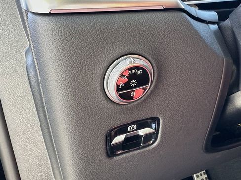 Certified 2025 Mercedes-Benz GLC 300 4MATIC image 35